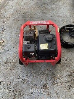 CLARKE PLS195B HEAVY DUTY 6.5 HP PETROL DRIVEN POWER WASHER 2640 PSI Latest