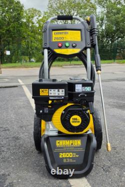 Champion 2600 PSI 179 Bar 196cc Engine, 8.3 LPM AR Pump Petrol Pressure Washer