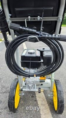 Champion 2600 PSI 179 Bar 196cc Engine, 8.3 LPM AR Pump Petrol Pressure Washer