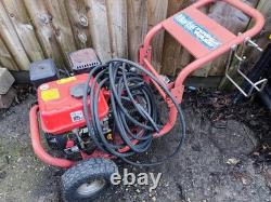 Clarke Petrol Power Washer PLS190 6.5HP 2697 PSI 12.5 Litres PM Red Used