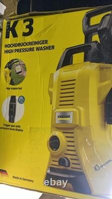 Kärcher K 3 Power Control High Pressure Washer Operates at 1800 PSI 2100 M
