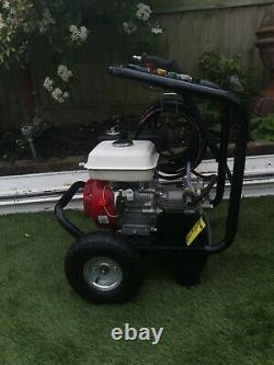 Petrol Pressure Washer 3500PSI / 240BAR POWER JET CLEANER