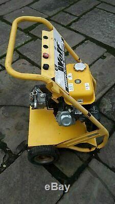 Wolf 4 Stroke Petrol Power Washer 3000 Psi 6.5hp Jet Pressure Cleaner Car Bike