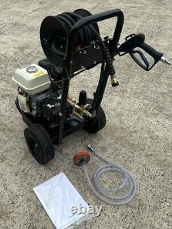 Laveuse haute pression Jetmac Honda GP200 à essence 2700 Psi 12 LPM