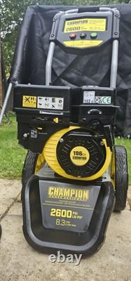 Nettoyeur haute pression Champion Petrol 179Bar 2600PSI avec tuyau pour terrasse